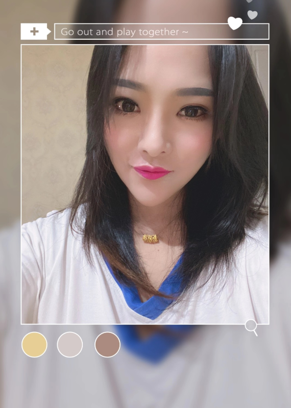 精致小美女莹